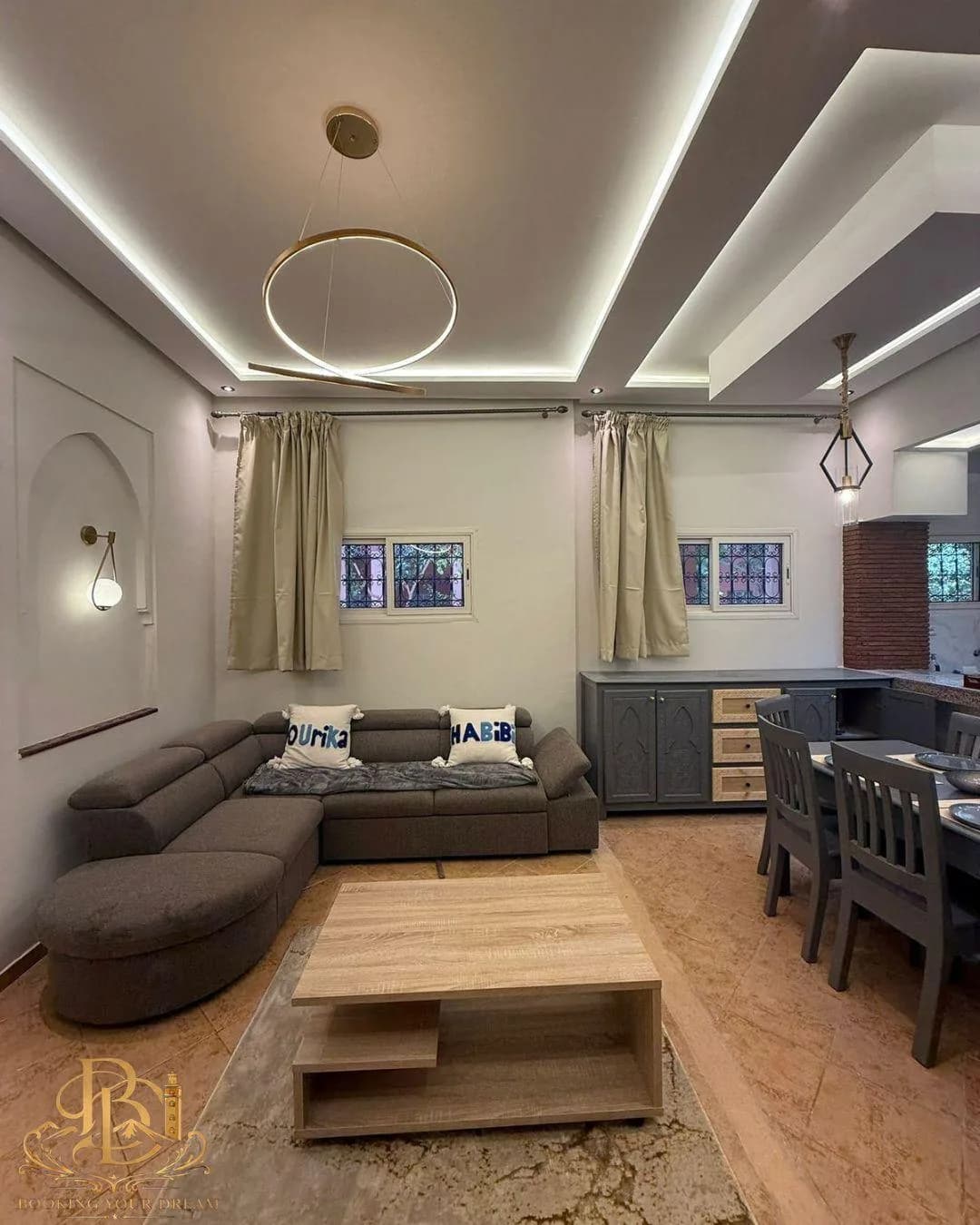 Charming Modern Apartment thumbnail 2