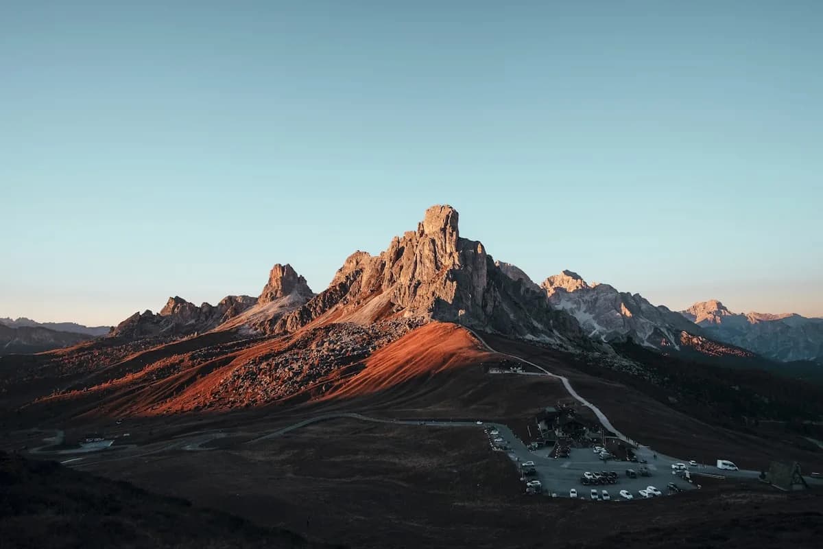 Marrakech Dress Code Guide: What to Wear Going Out