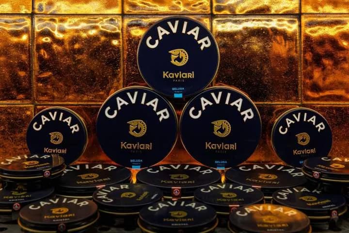 Le Churchill — bar in medina, Marrakech